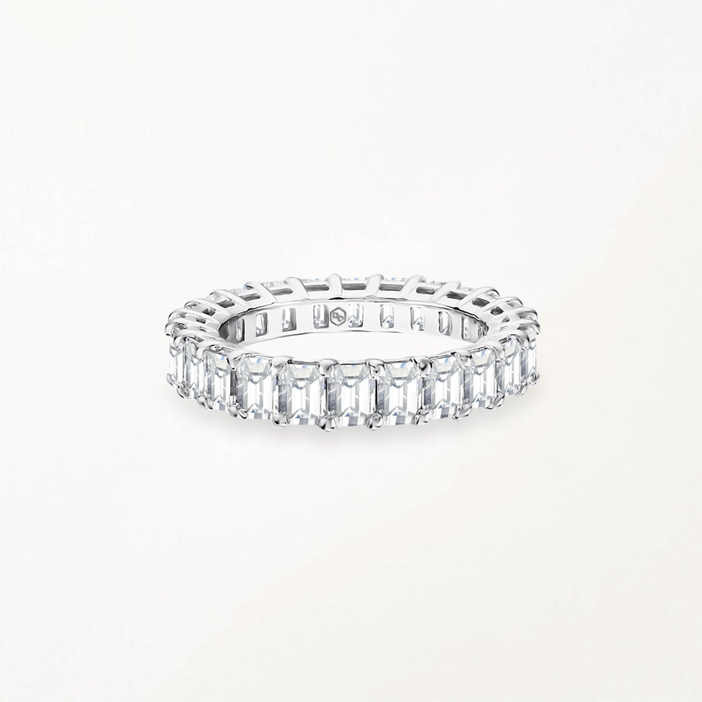1.9ct プロング エメラルド フルダイヤモンド ウェディングバンド